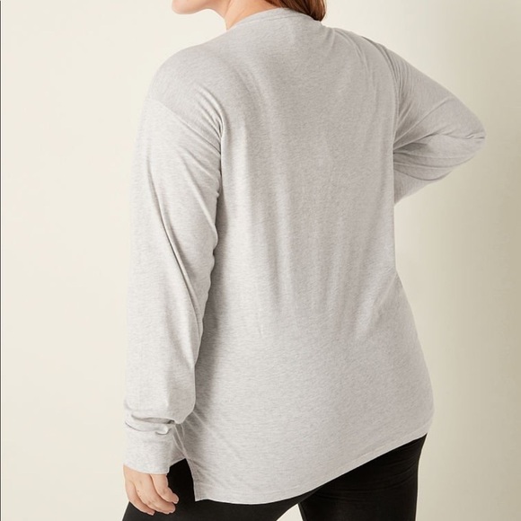 NWT Womens Pink  BY VICTORIA SECRET shirt size S / M Grey with sparkly gold​​​​​ - Picture 6 of 6